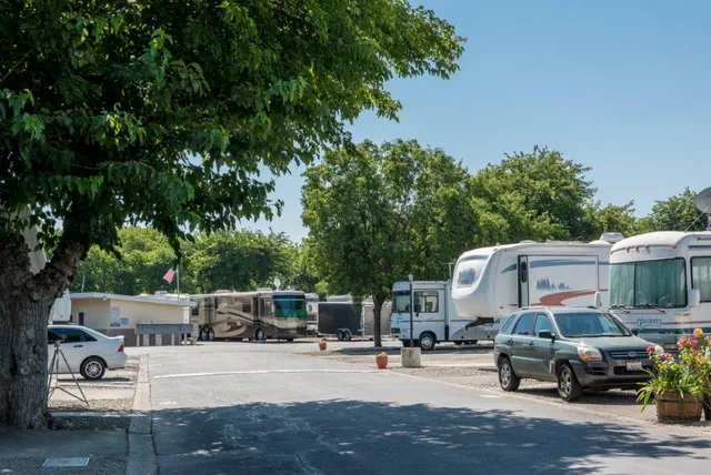 Capitol West RV Park