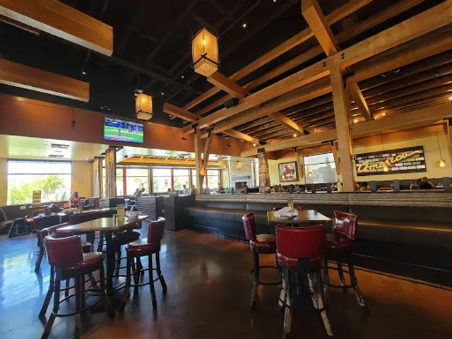 Lazy Dog Restaurant & Bar