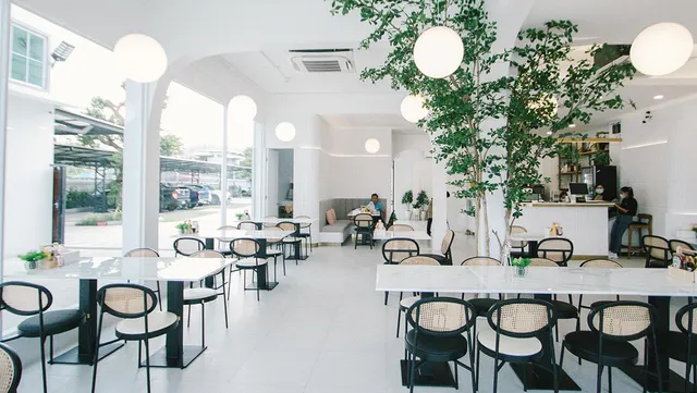 Tang Toh Restaurant and Cafe