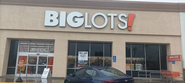 Vineyard Square Shopping Center