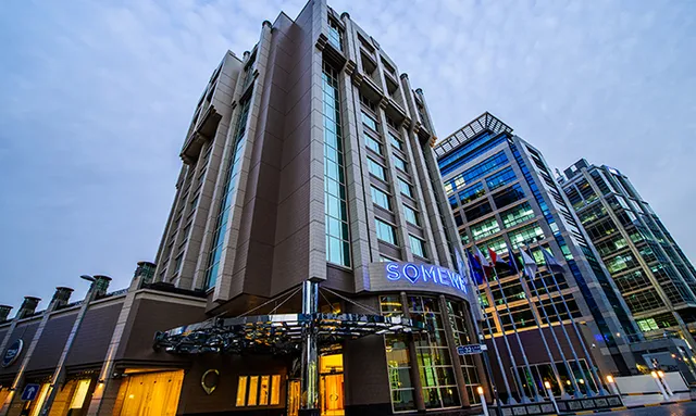 Somewhere Apartment Hotel