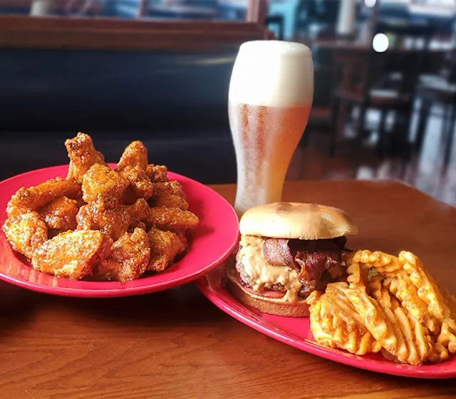 Ralphie's Sports Eatery