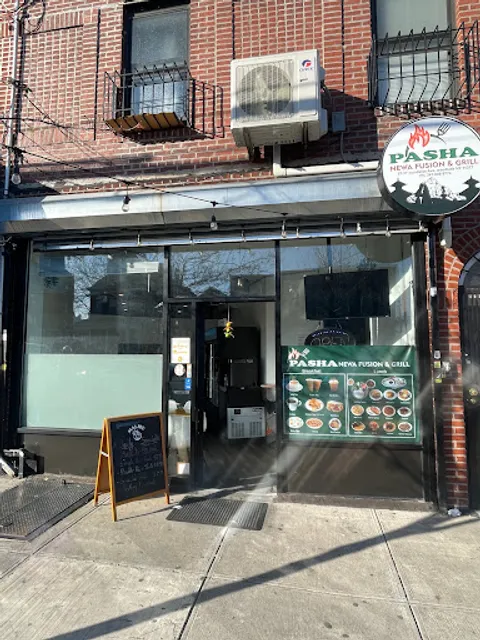 Pasha Newa Fusion and Grill
