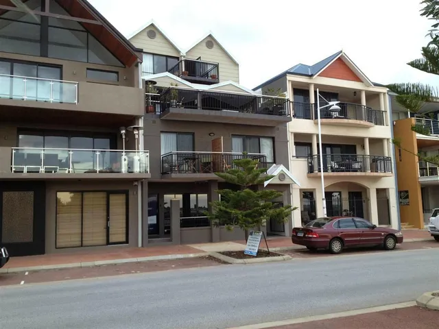 Breakwater Short Stay