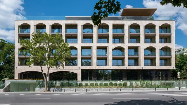 Romance Family Hotel