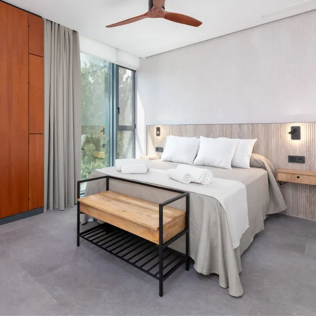 Calatrava By Alma Suites