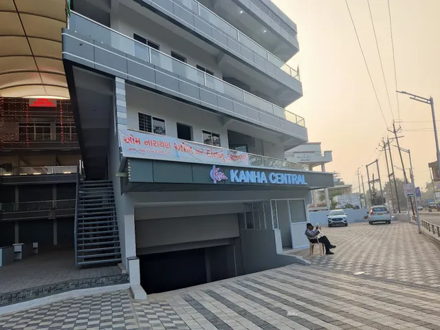 Collection O HOTEL KANHA INN