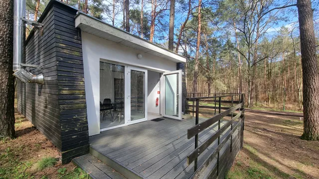 Ośrodek La La Las - domki nad pięknym jeziorem w lesie