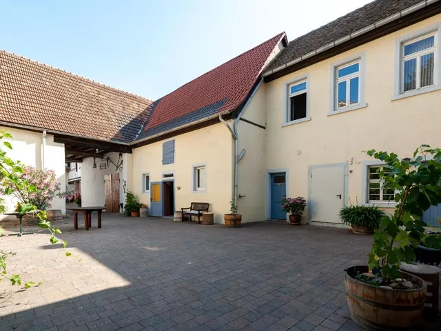 Gästezimmer im Weingut Wolf