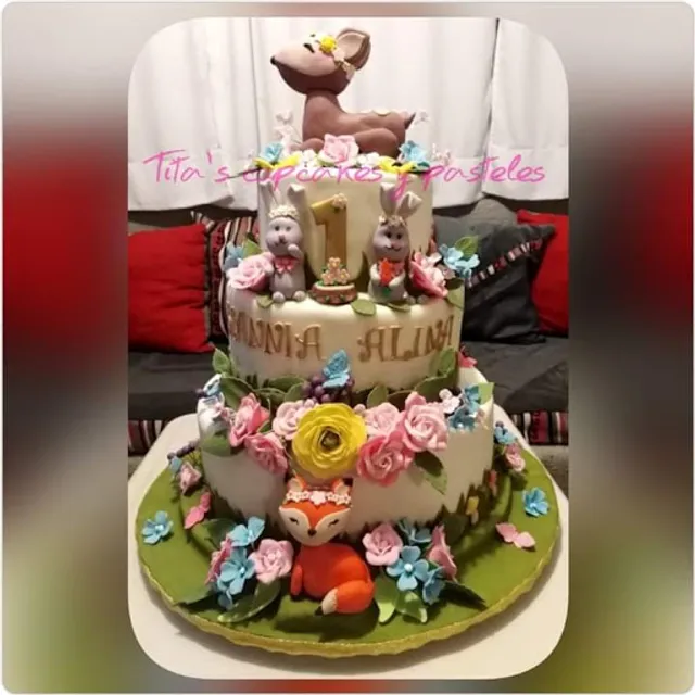 Tita's cupcakes y pasteles