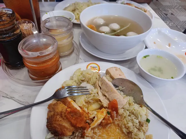 BORNEO CHICKEN RICE (UUC,TELIPOK)