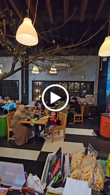 Experto, Food And Coffee