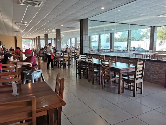 Mr Camarón Obelisco