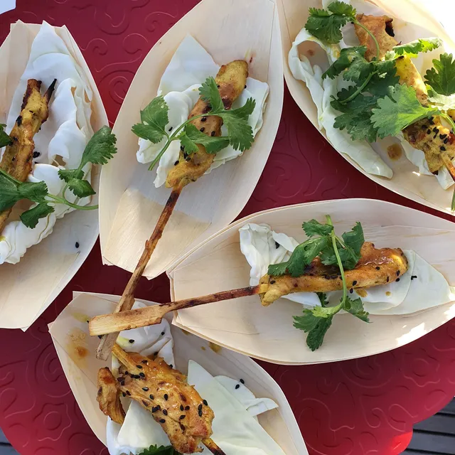 טוקאי קייטרינג תאילנדי