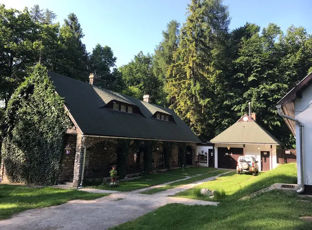 Rejteki Kutatóház - közösségi szálláshely