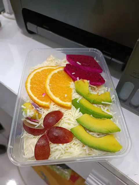 Salad buah ibu deshy