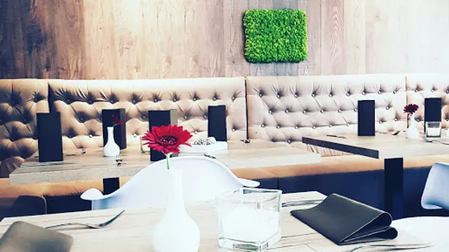 Green Elephant – Organic Restaurant