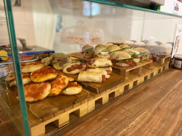 In Abruzzo A-Tipico Bar