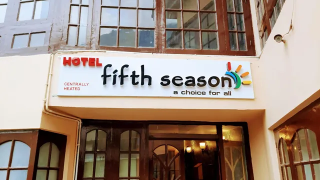 Hotel Fifth Season - Pahalgam