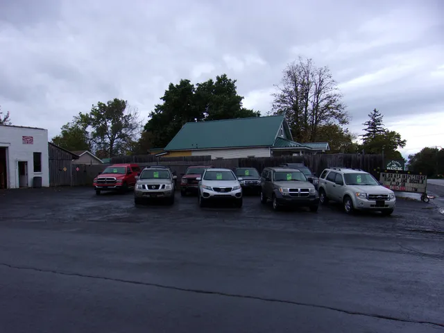 Tom's Creekside Auto