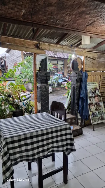 Warung Taman Sari Buitan