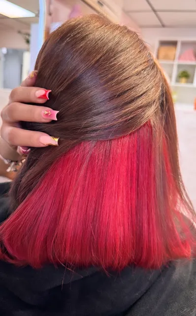 Lily Art - Salon & Boutique