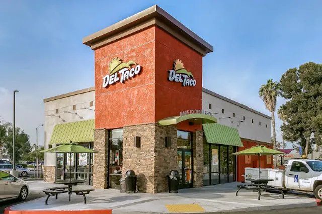 Del Taco