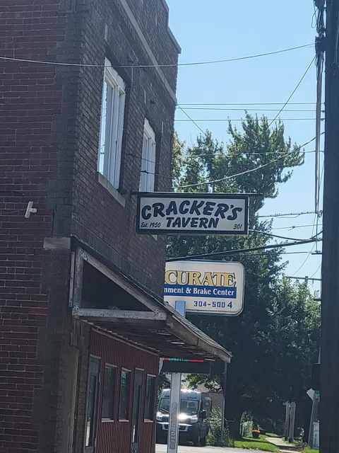 Cracker's Tavern