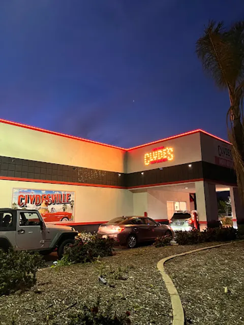 Original Clyde's Hot Chicken