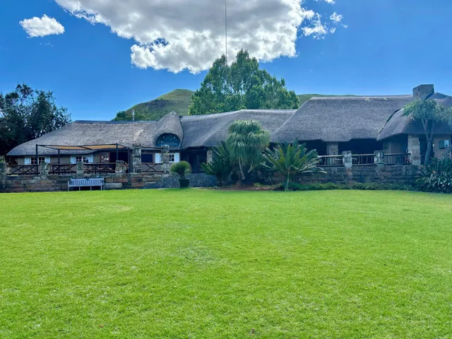 Hlalanathi Drakensberg Resort