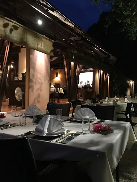 La Sala Restaurant