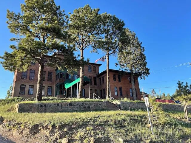 The Hotel St. Nicholas