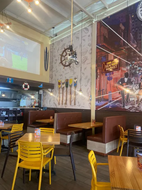 The Boiling Cajún • Plaza Teca Coatepeque