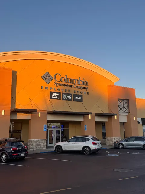 Columbia Sportswear Company Employee Store