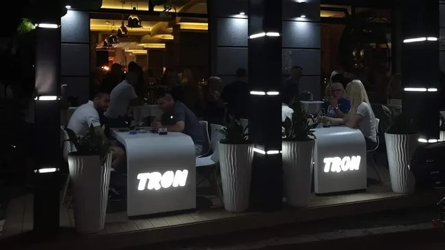 Restoran TRON