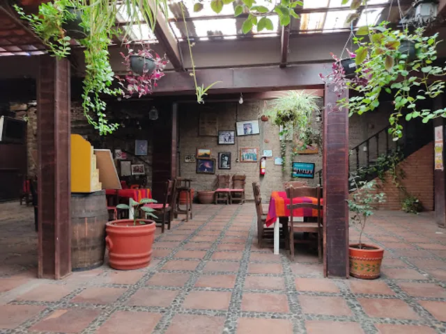 El Amigo Valente (antes el forastero)