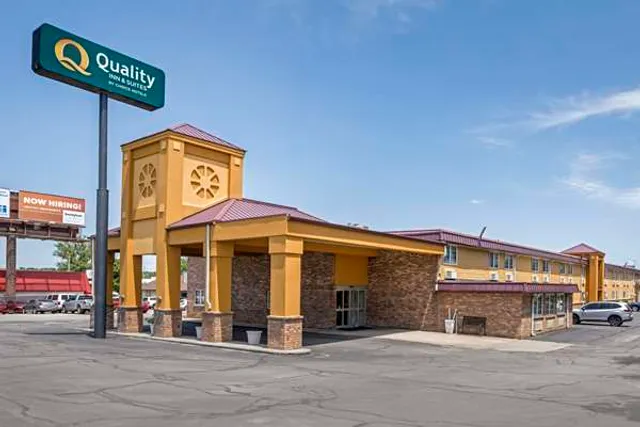 Quality Inn & Suites Lincoln South