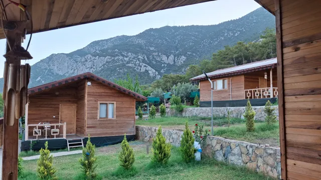 KARAÖZ SERENİTY BUNGALOV