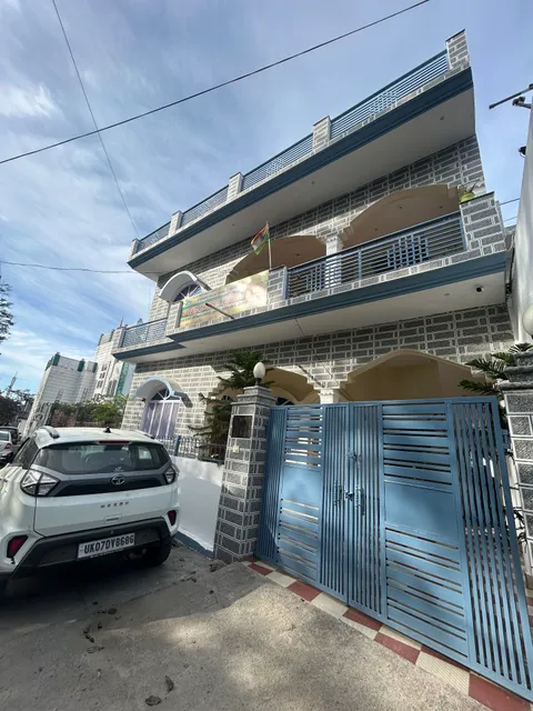 Gaharwar Home Stay & Guest House