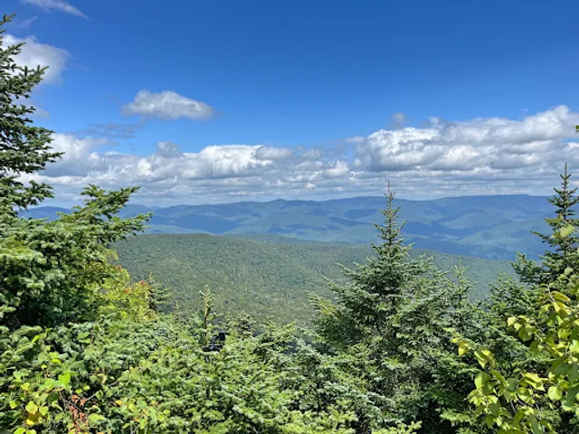 Giant Ledge Trailhead