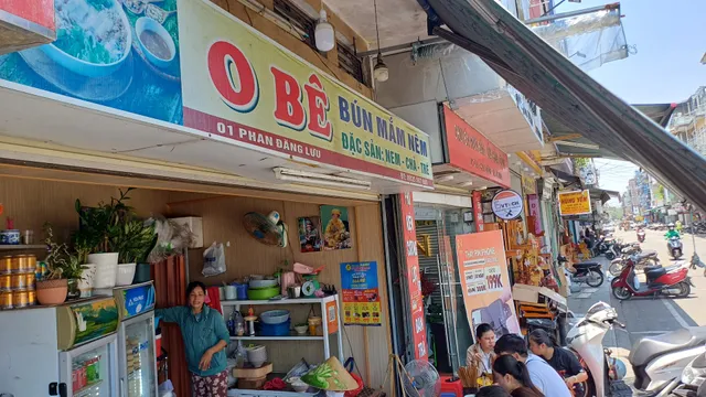 Bún Mắm Nêm O Bê