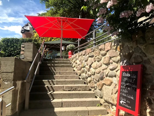 Die Eisdiele Lübz (Original DDR Soft Eis)