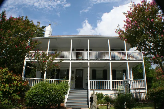 Langdon House Bed & Breakfast