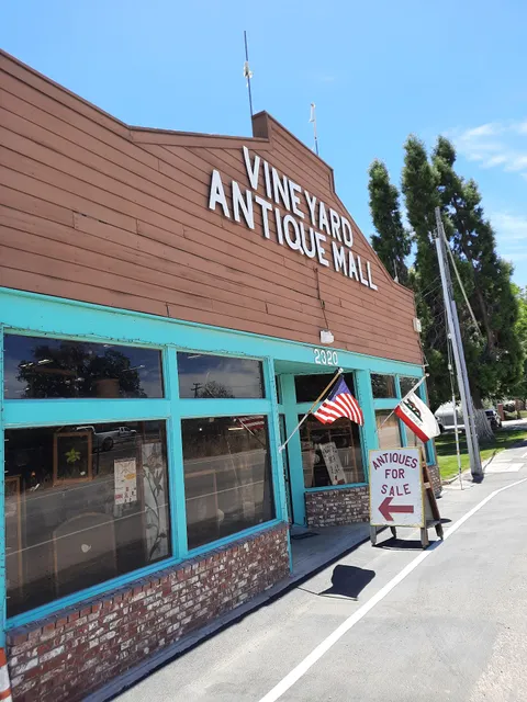 Vineyard Antique Mall