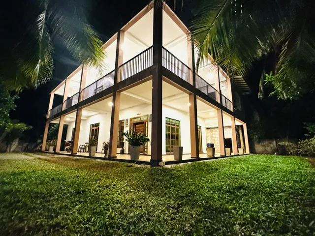 Sri Ratnadeepa Villa & Travels.