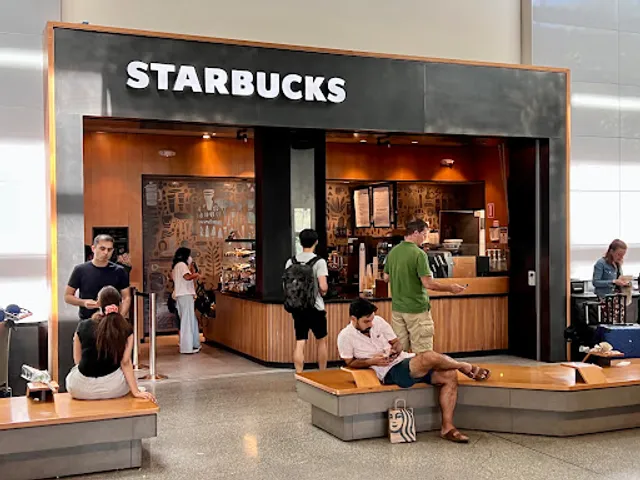 Starbucks International Arrival
