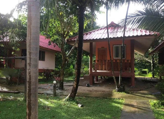 Nung House Khao Sok