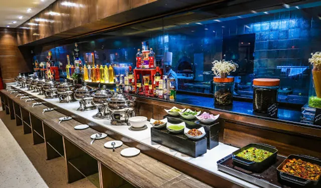 Mythh Coffee Shop, Hotel Hindustan International kolkata