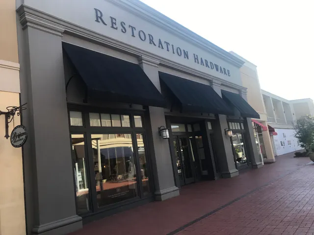 RH Richmond | The Gallery at Stony Point Fashion Park