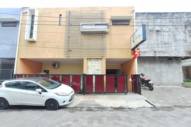 Tatti Inn Syariah Seturan RedPartner